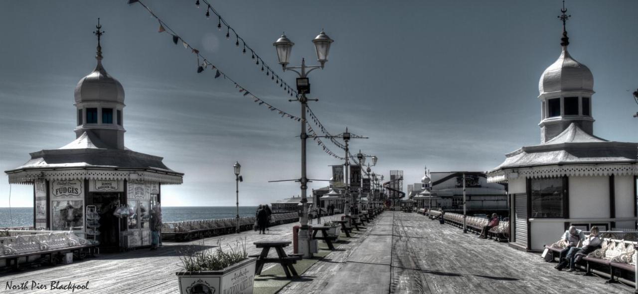 Rossall House , For Families & Couples Blackpool Exterior foto